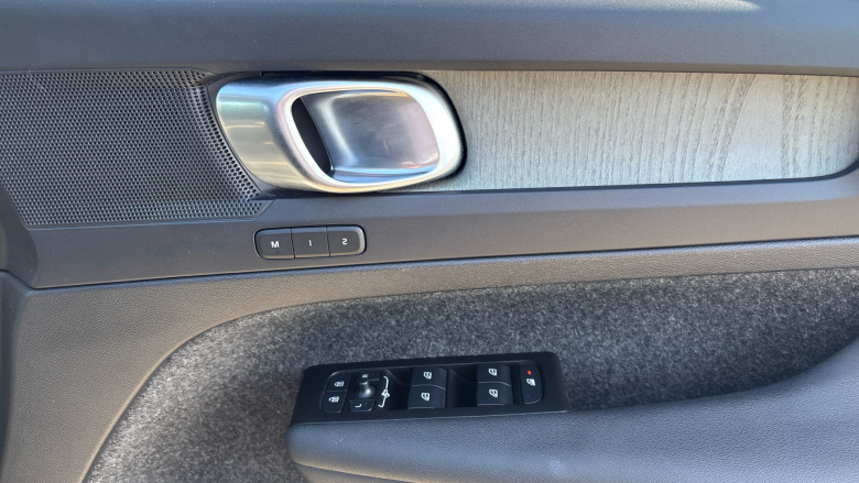 Volvo Xc40 1.5 T5 Recharge PHEV Inscription Pro 5dr Auto Estate